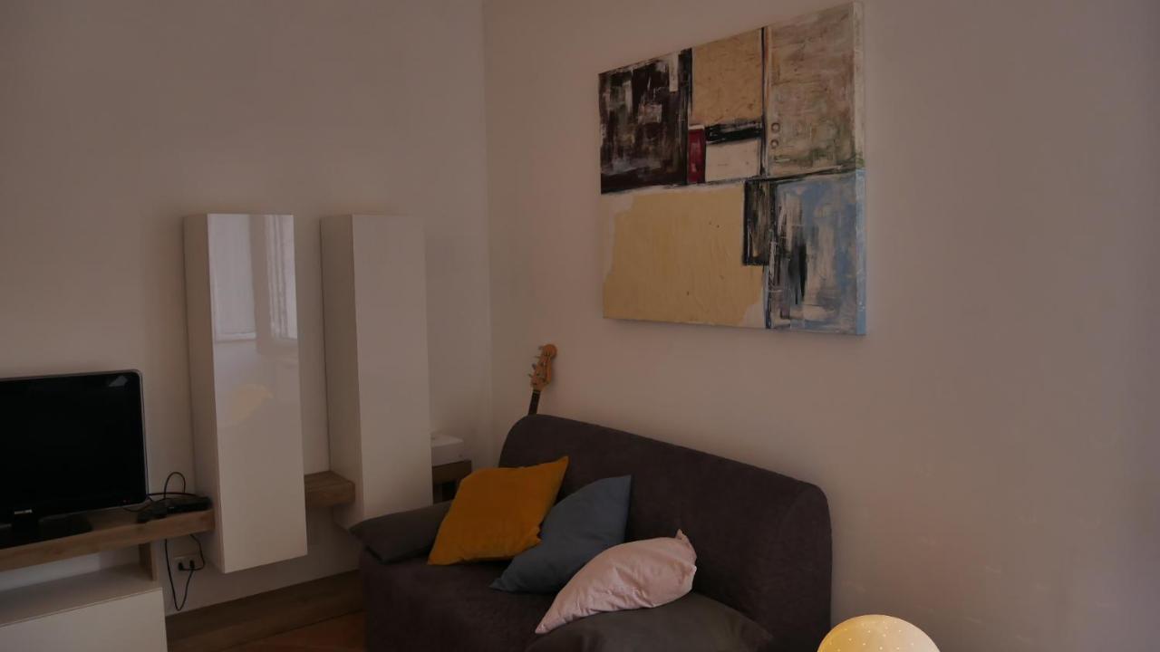 Casa Vacanze Garbatella โรม ภายนอก รูปภาพ